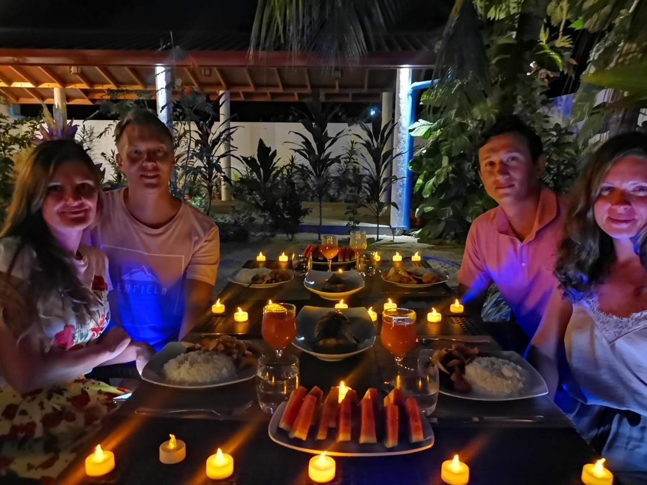 Thoddoo Beach Holiday Buitenkant foto